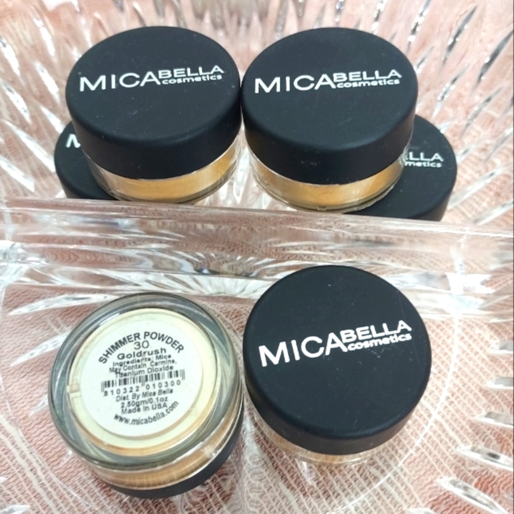 1 New-1 .1oz. MICA Beauty Cosmetics eyeshadow